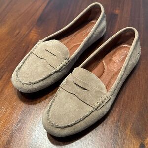 Born Grey Suede Slip On Rubber Sole Loafers Women’s US 7 M